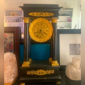 Specialty Clock Antique GOLD AND BLACK - Decorative